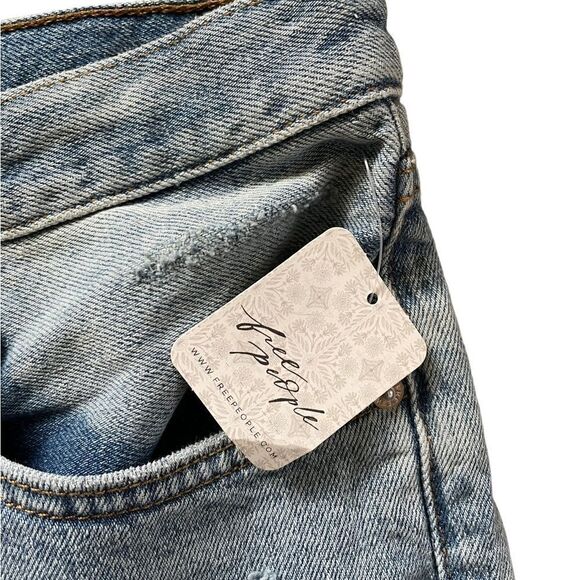 NWT FREE PEOPLE Loose Cannon Makai Cut Off Shorts Size 31 - Picture 6 of 8